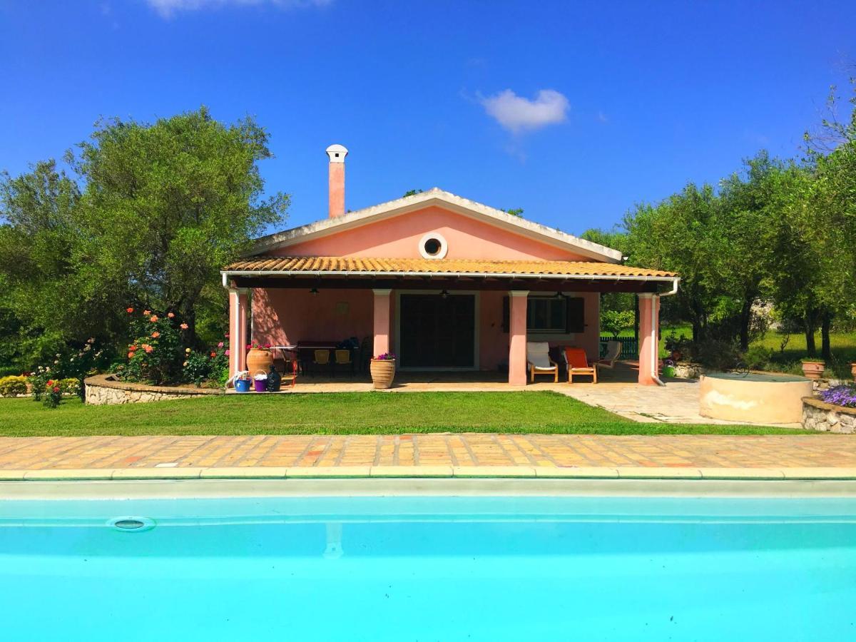 Villa Kleopatra Pouládes Dış mekan fotoğraf